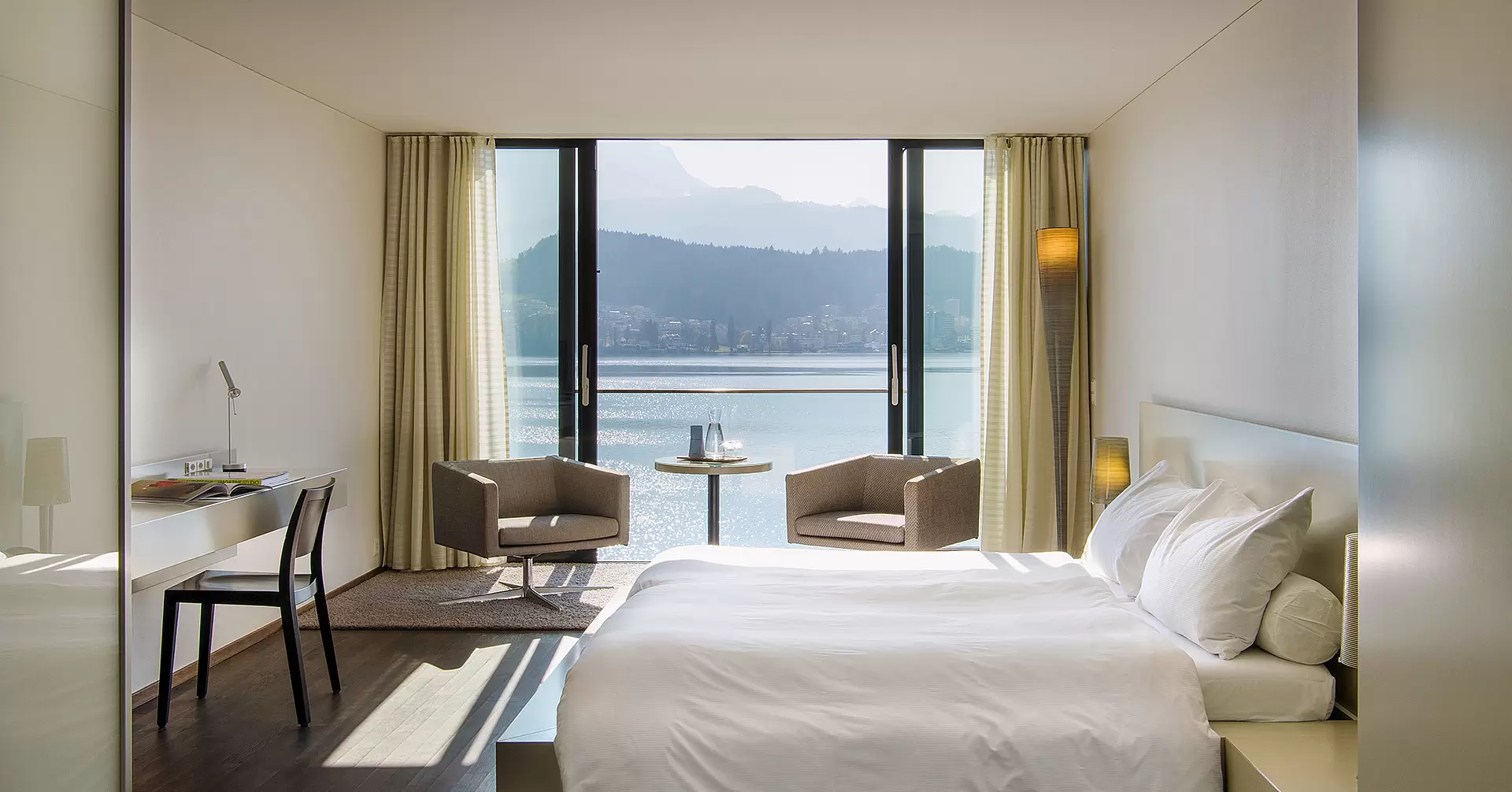 Hermitage lake view deluxe 1