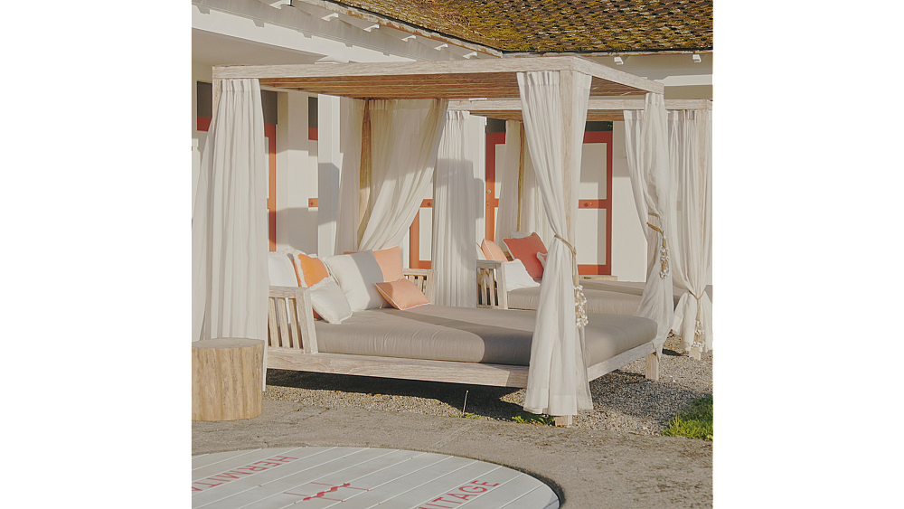 Beach Daybed